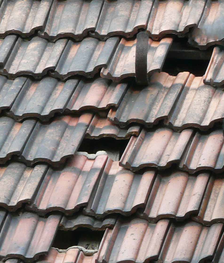 Dachschaden von Außenansicht