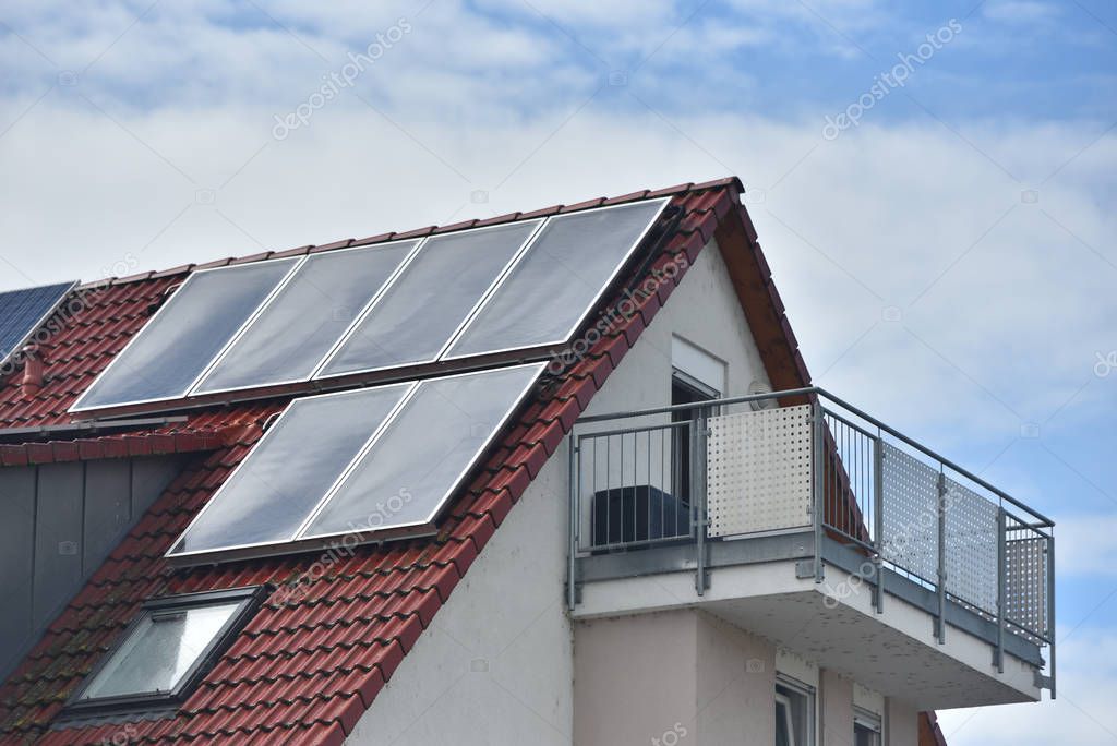 Steildach mit Ziegeln